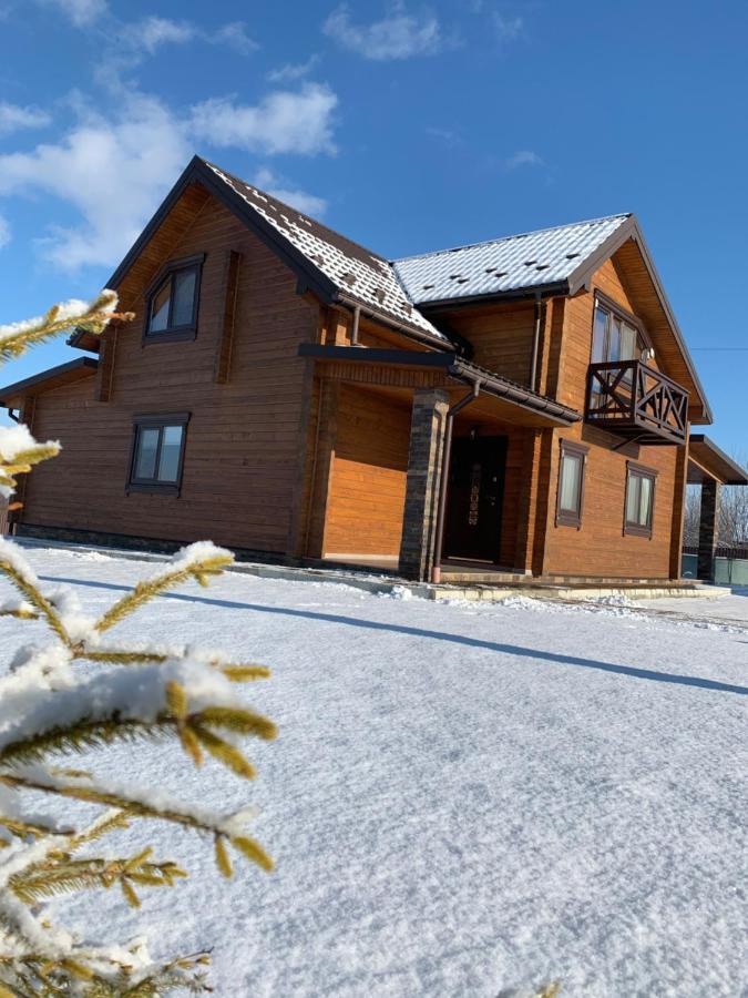 Villa Family House Truskavets Modrjacsi Kültér fotó