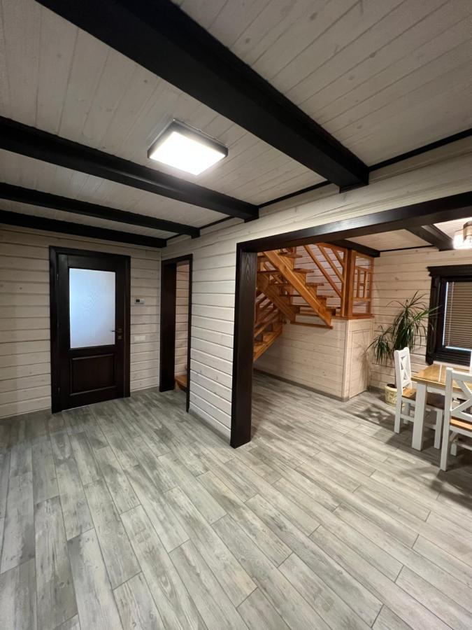 Villa Family House Truskavets Modrjacsi Kültér fotó